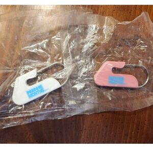 Set of 2‎ Movie Promo Safety Pin "Nine Months" 20th Century Fox NWT